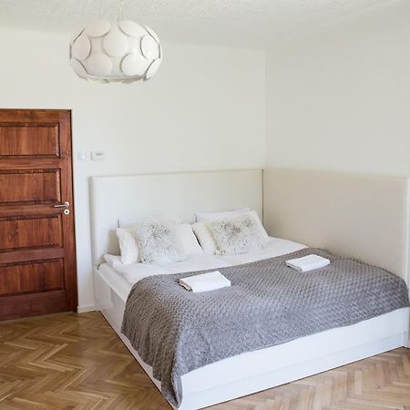 קרקוב Apartment Nearto Old Town Na Ustroniu Street מראה חיצוני תמונה