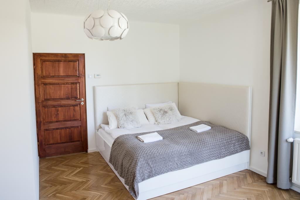 קרקוב Apartment Nearto Old Town Na Ustroniu Street מראה חיצוני תמונה